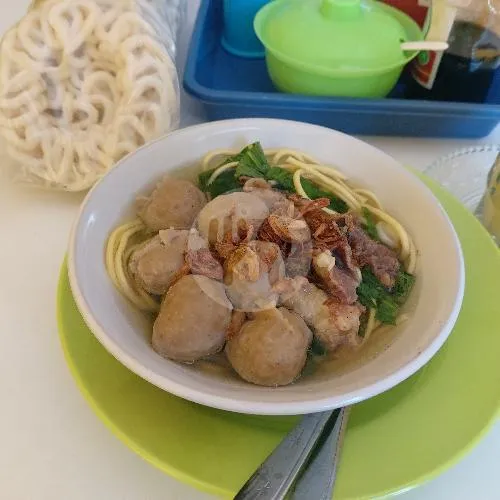 Mie Kuning Bakso Sapi